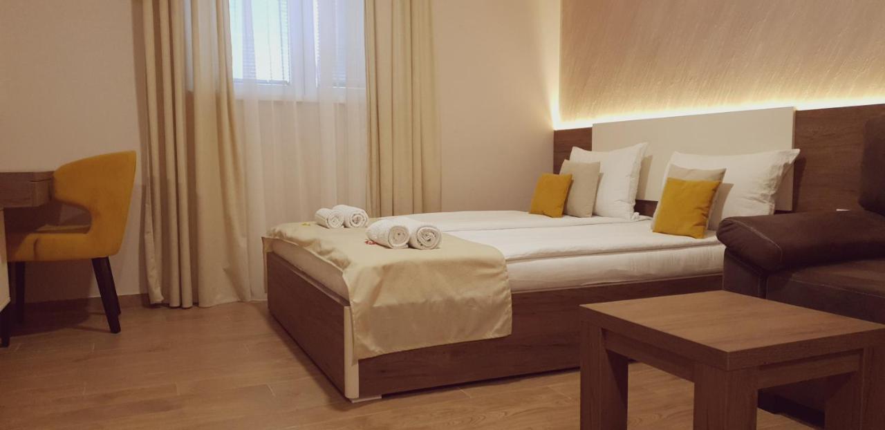 Panorama Apartments Veliko Gradiste Exterior photo